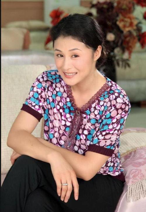 于月仙吃大白瓜,美味瞬间引爆味蕾  第3张