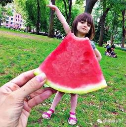 小华吃瓜,小华的瓜田奇遇记