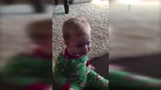 搞笑吃瓜场面描写,笑料百出！一场搞笑吃瓜盛宴