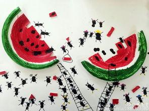 蚂蚁吃瓜纸浆画