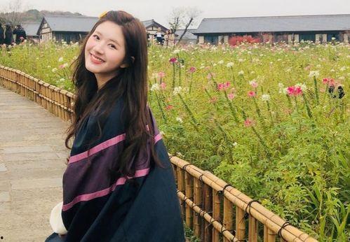 女主吃瓜年代文,女主的甜蜜复仇之旅